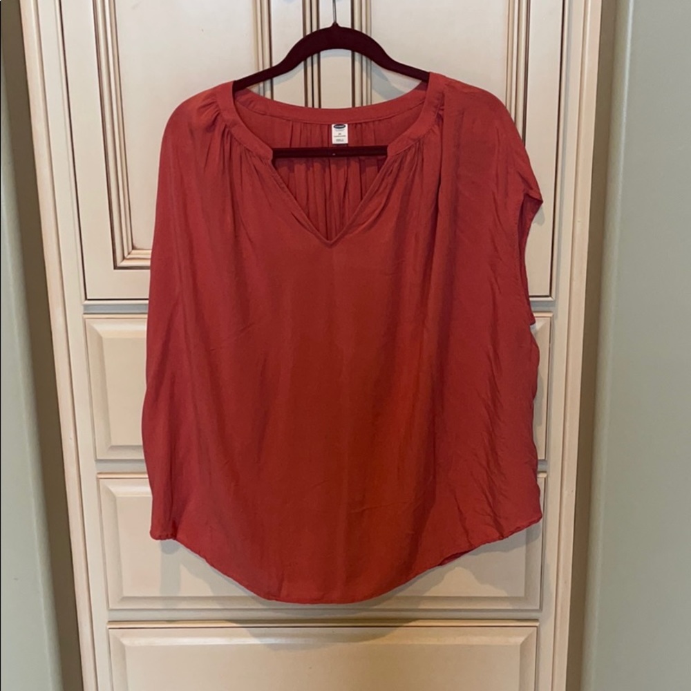 2X sleeveless shirt
